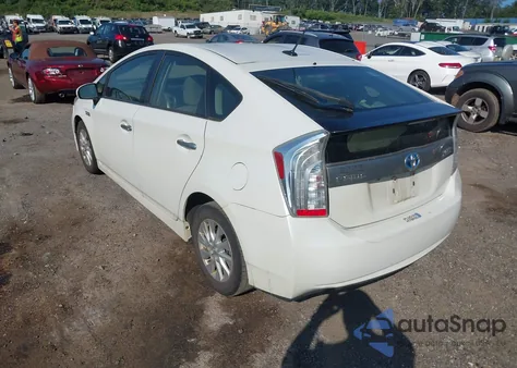 2012 Toyota Prius Plug-In z USA, uszkodzony, nr VIN JTDKN3DP7C3024947